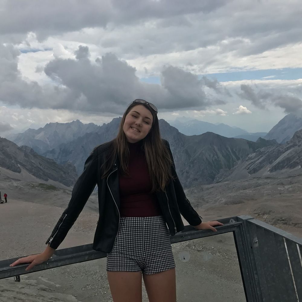 Meet your Posher, Hailey